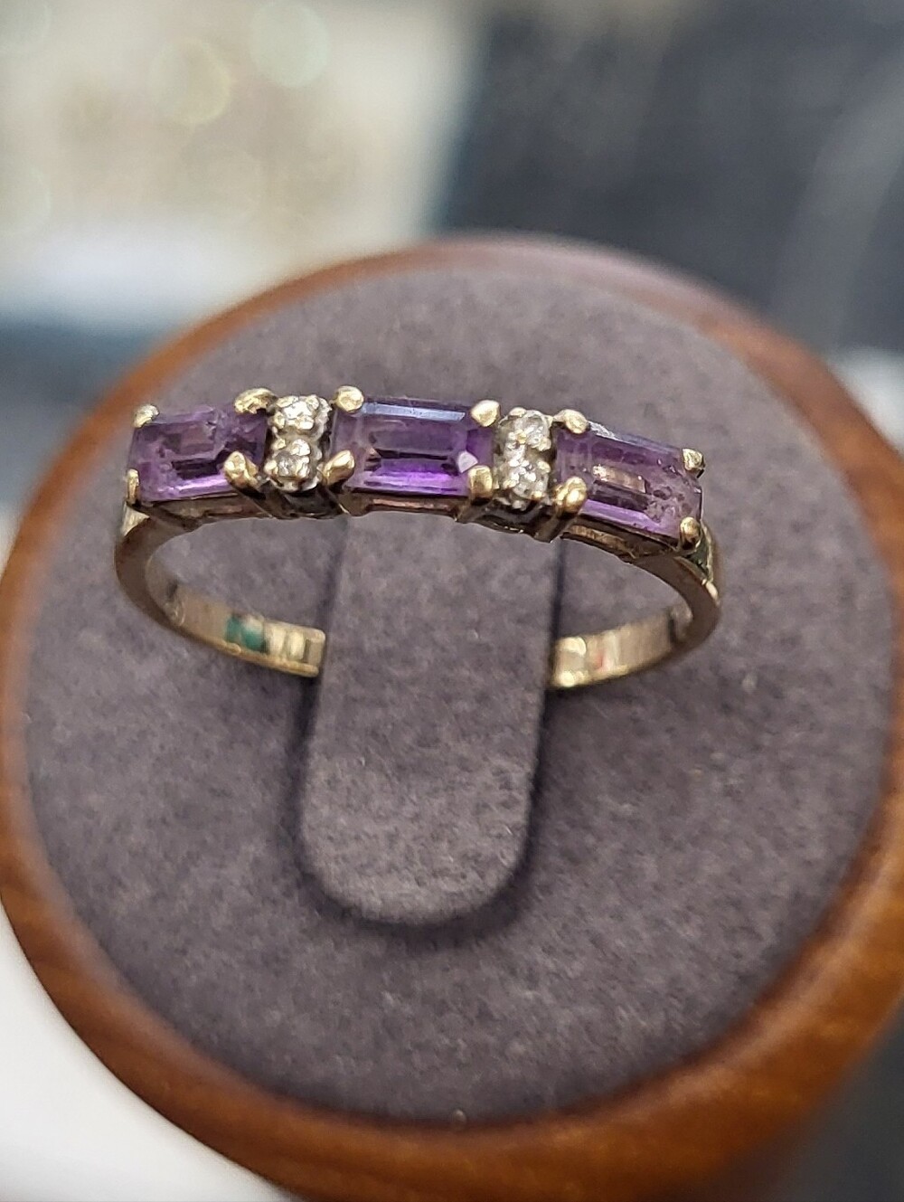 10K Gold Amethyst And Diamond Ring Size 8